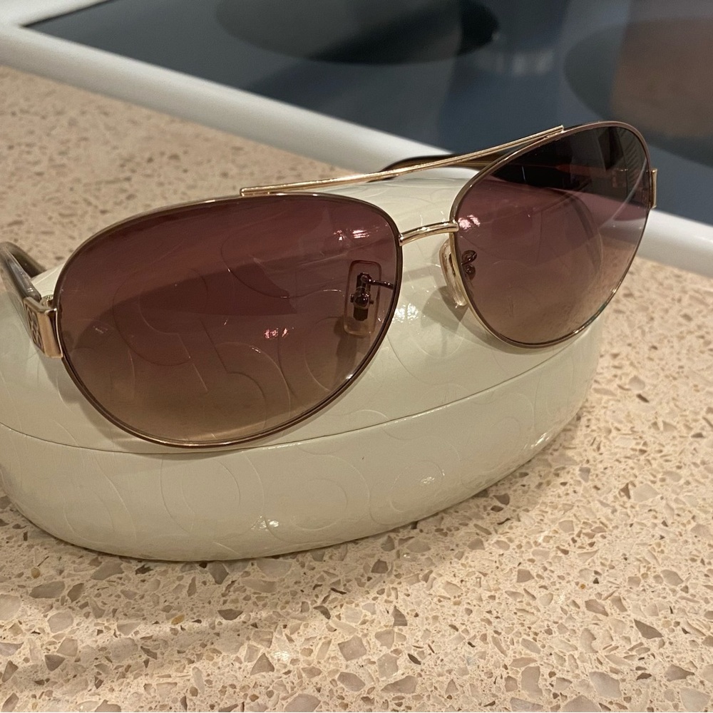 Coach aviator glasses used